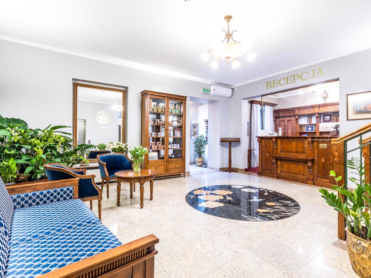 קילצה Hotel Pod Zlota Roza מראה חיצוני תמונה