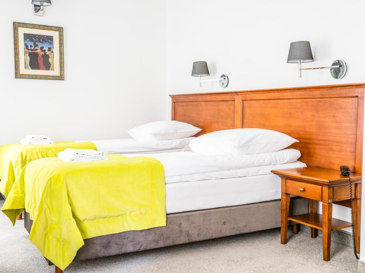 קילצה Hotel Pod Zlota Roza מראה חיצוני תמונה