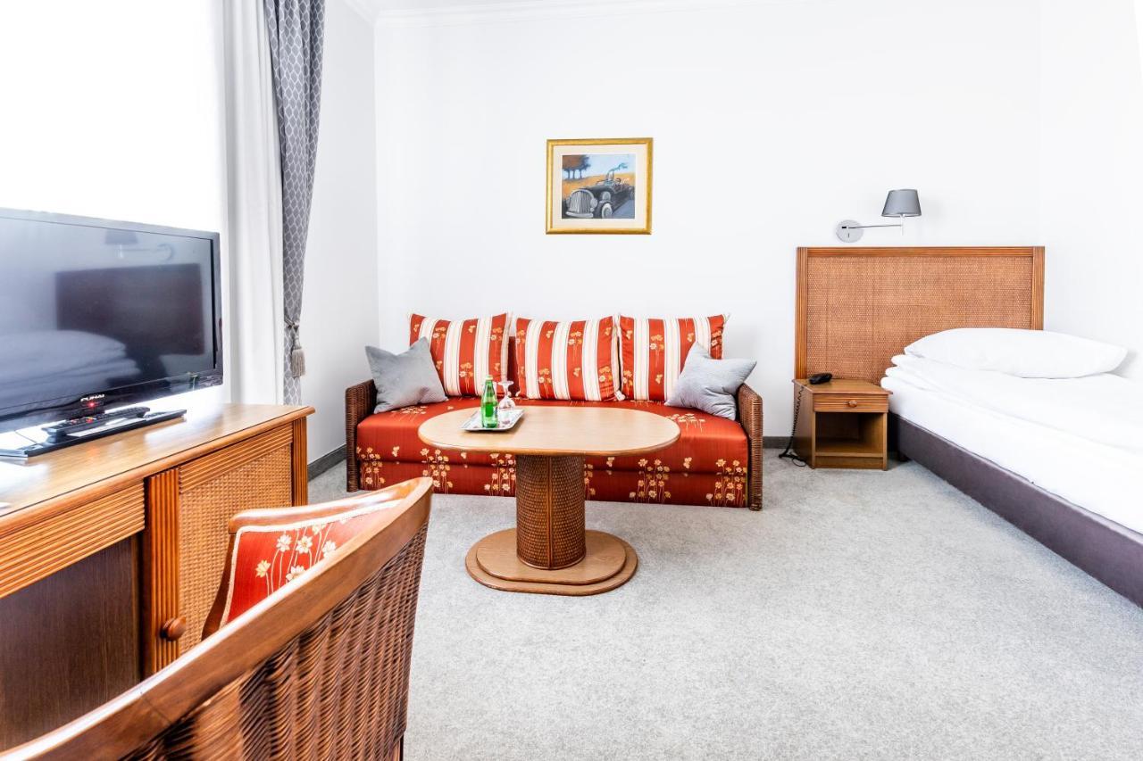 קילצה Hotel Pod Zlota Roza מראה חיצוני תמונה